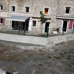 maison-auguy.hotels-rhonealpes.com/